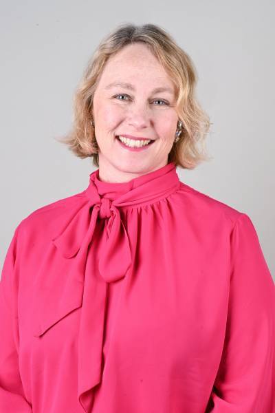 Gretchen Hunt, 2023 Woman of Distinction